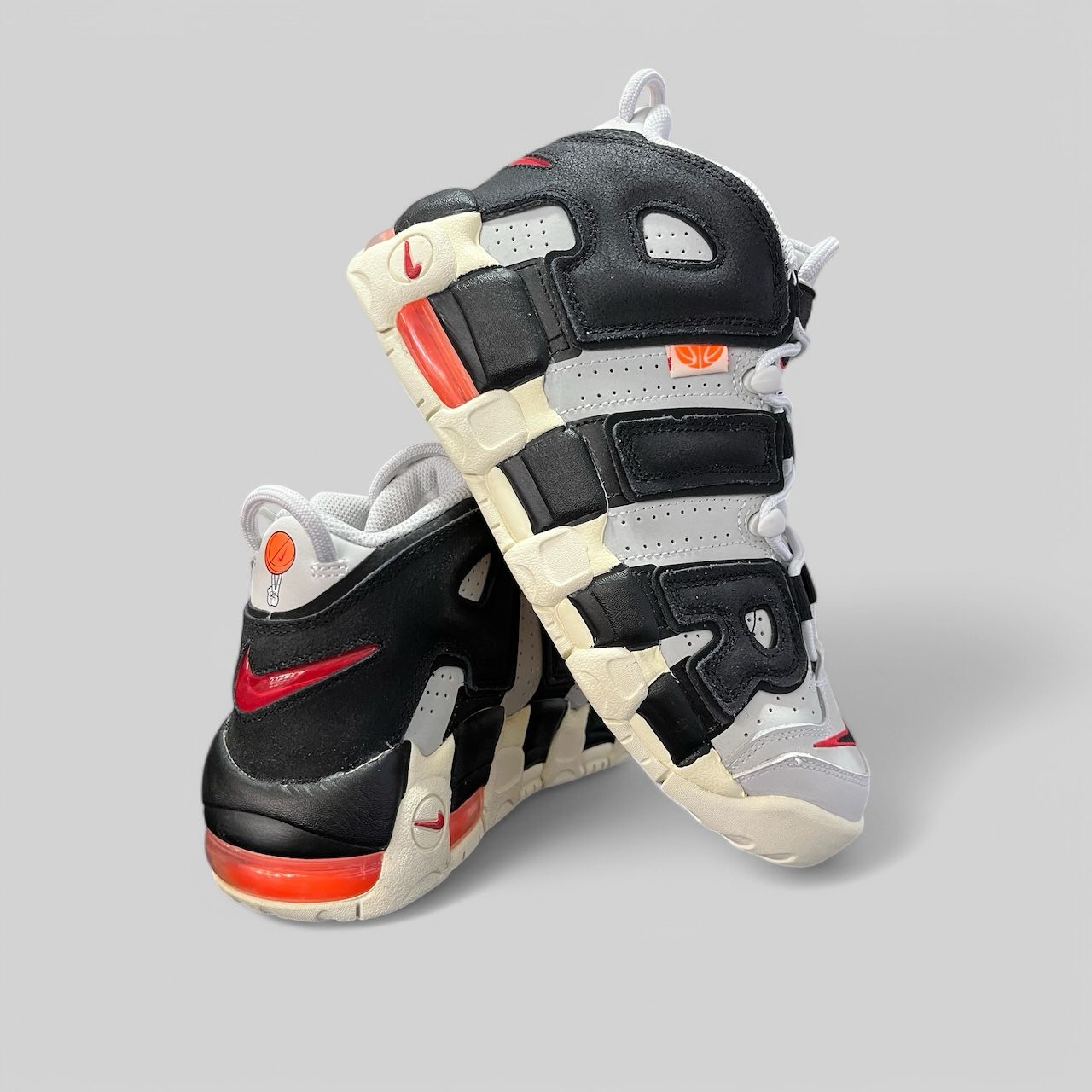 NIKE AIR MORE UPTEMPO