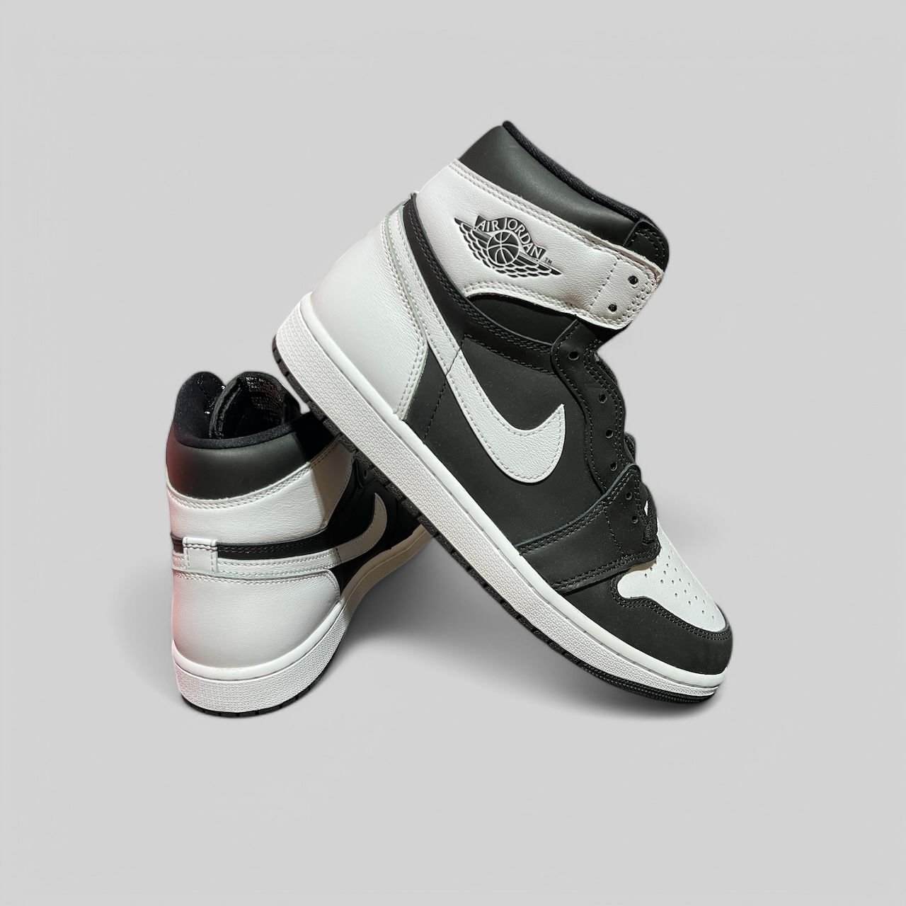 AIR JORDAN 1 RETRO HIGH