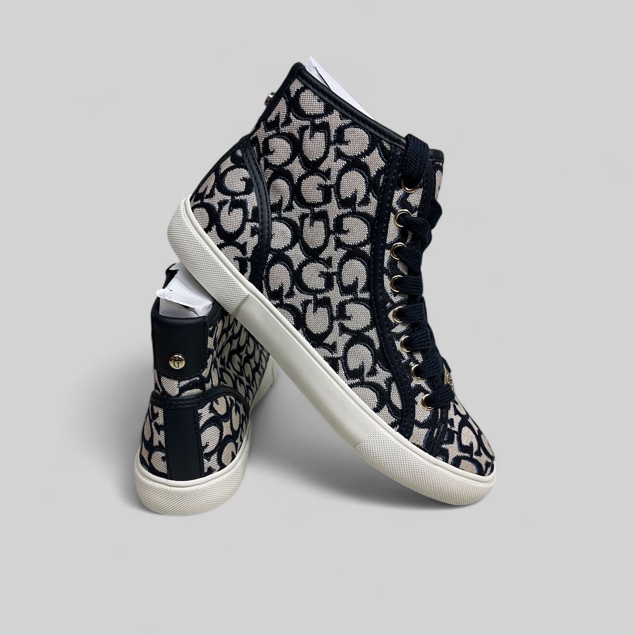 GUESS MONOGRAMA MUJE