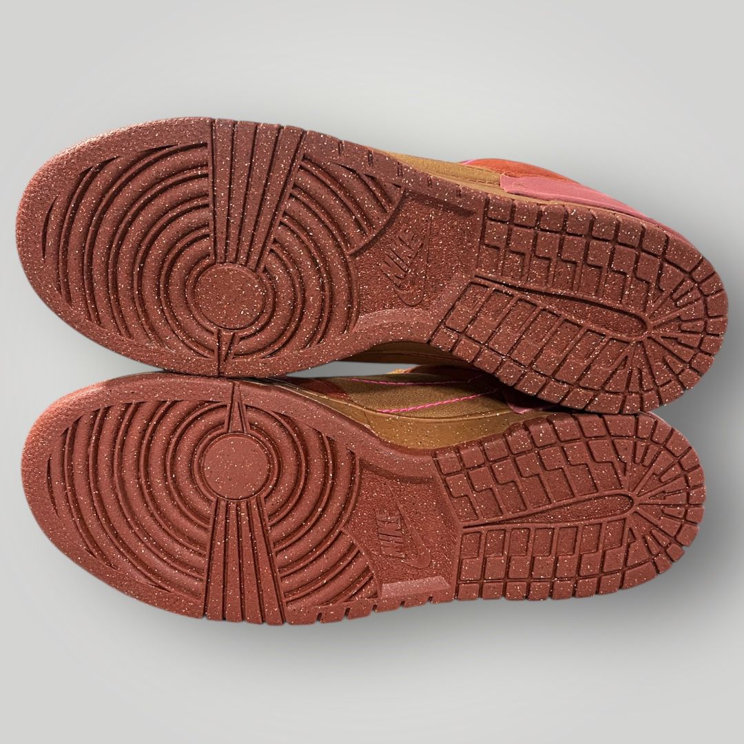 NIKE DUNK ''DESERT BRONZE''