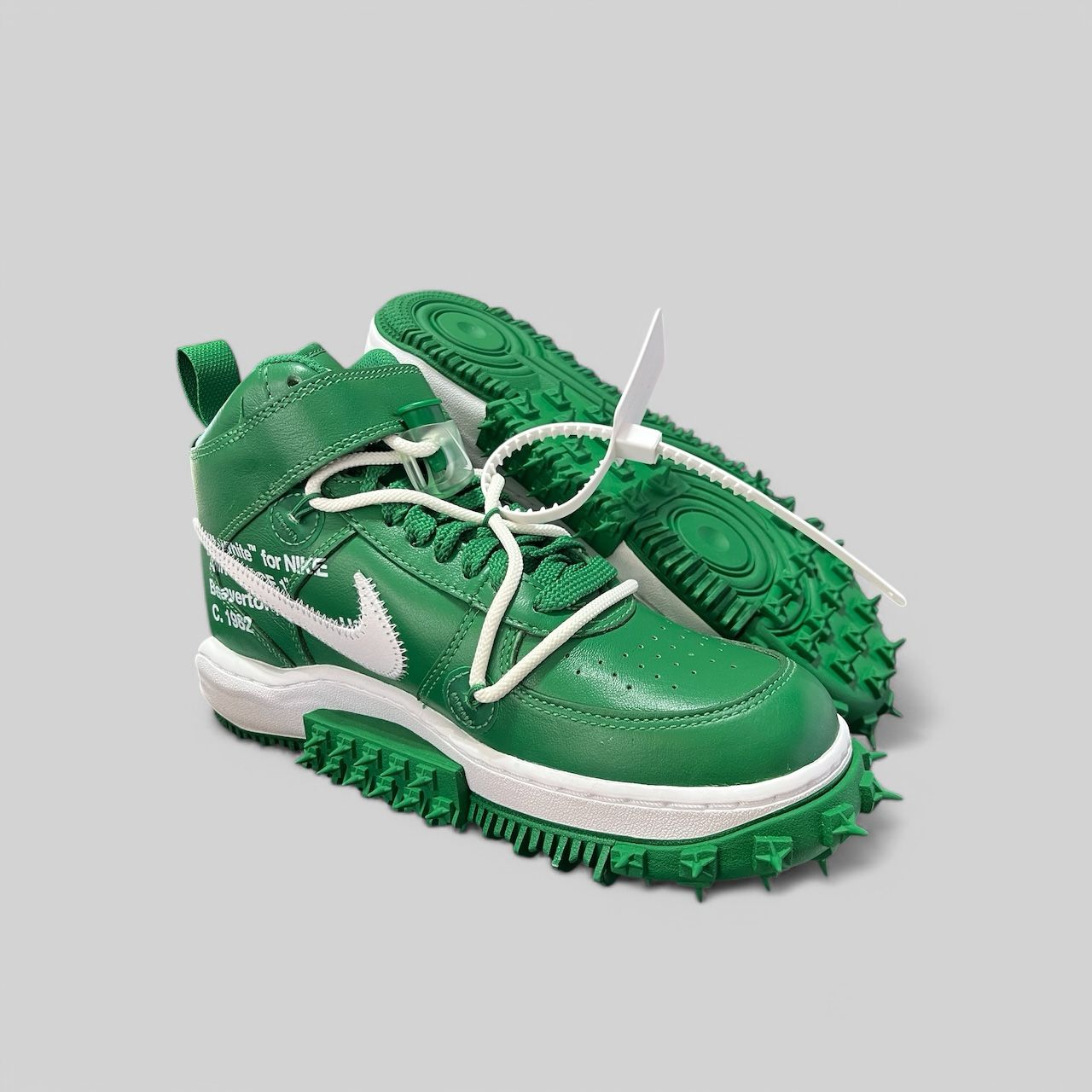 NIKE AIR FORCE OFF WHITE