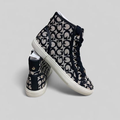 GUESS MONOGRAMA MUJE
