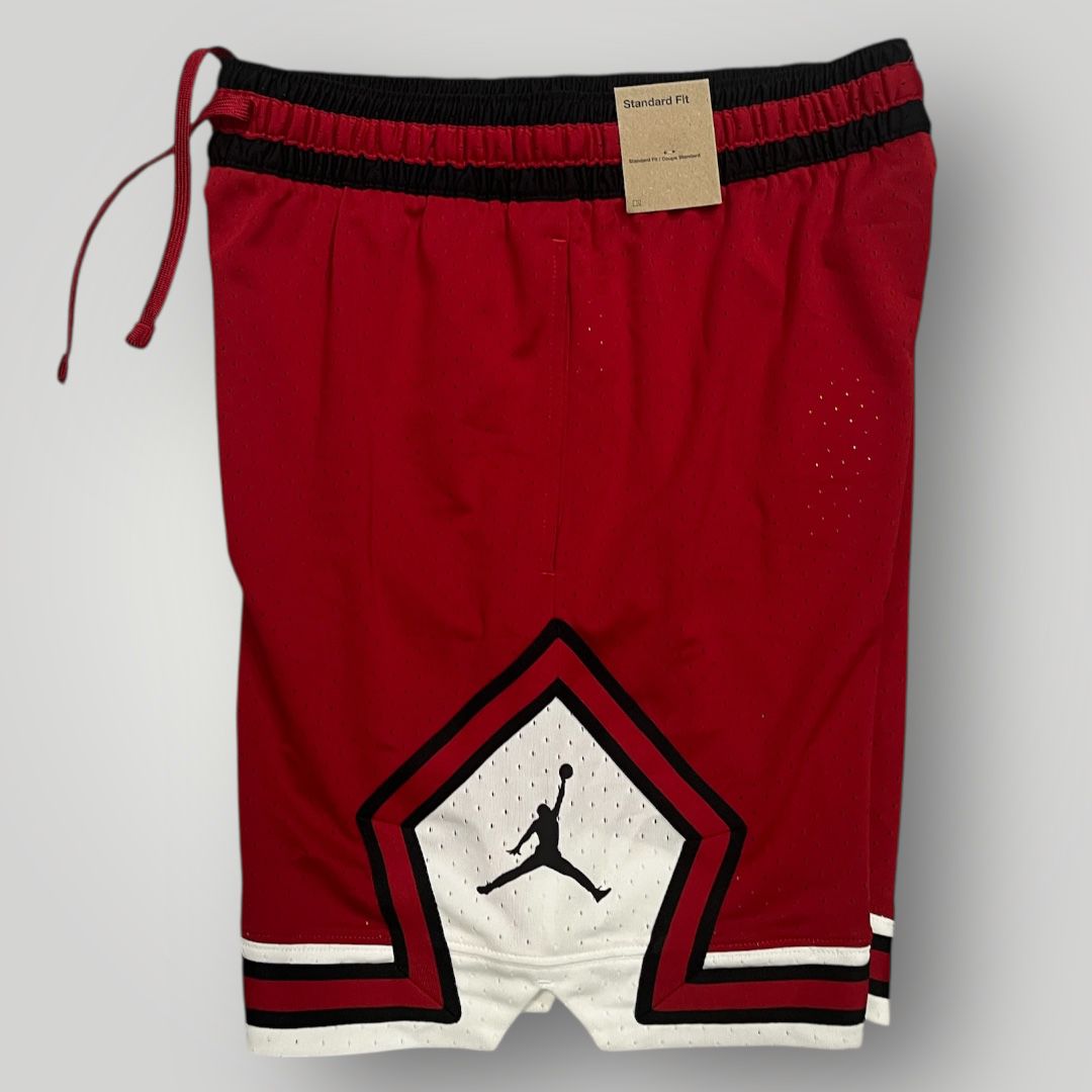 SHORT JORDAN DIAMOND