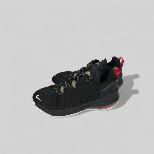 NIKE LEBRON A8 GS