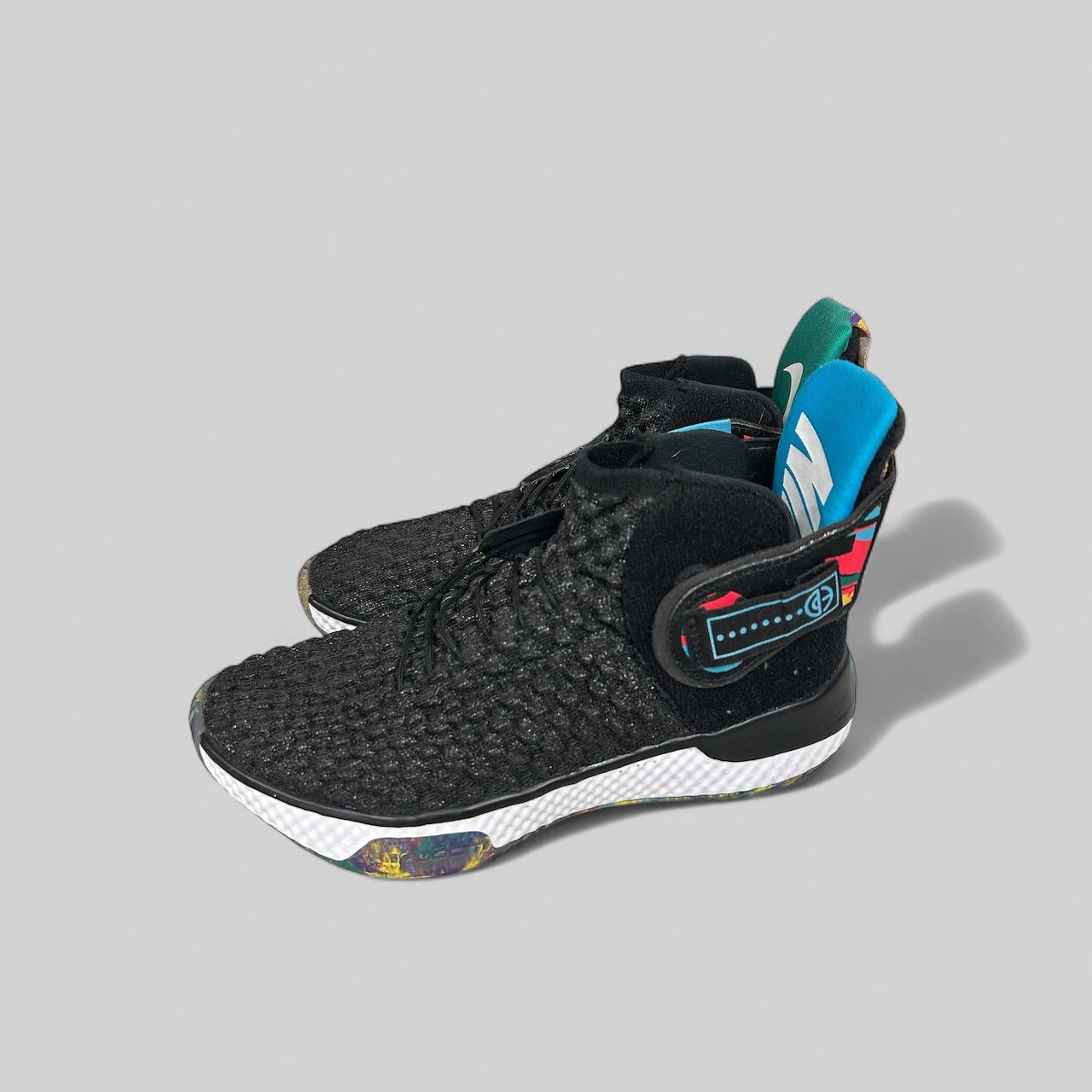 ZAPATILLAS NIKE AIR ZOOM UNVRS