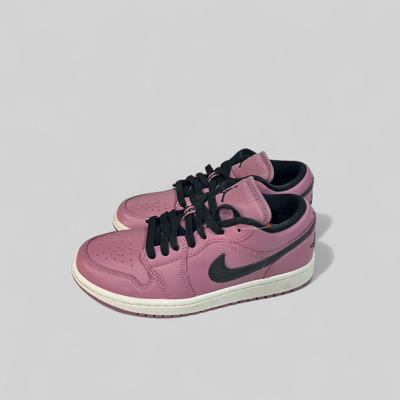 ZAPATILLAS WMNS AIR JORDAN LOW SE